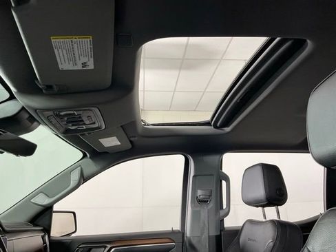 Used 2024 GMC Sierra 1500 Denali w/ Denali Reserve Package AWD/4WD image 26