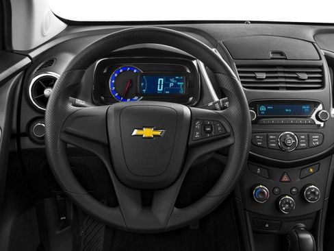 Used 2016 Chevrolet Trax LS FWD image 7