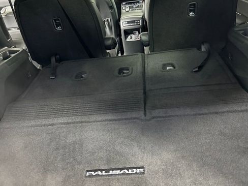 Certified 2025 Hyundai Palisade SEL image 32
