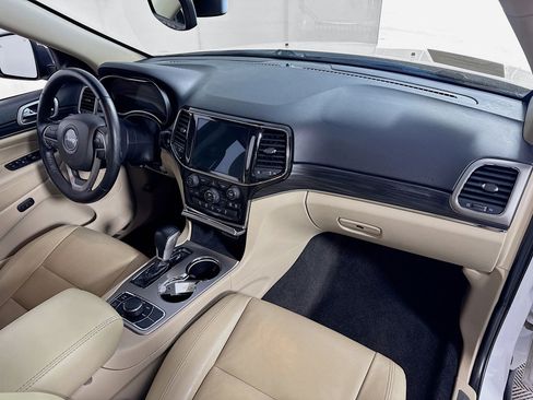 Used 2021 Jeep Grand Cherokee Limited image 30