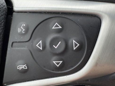 Used 2019 GMC Terrain SLE w/ Driver Convenience Package image 24