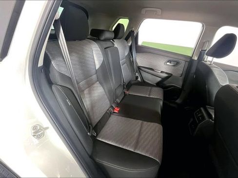 Used 2023 Nissan Rogue SV AWD/4WD image 27