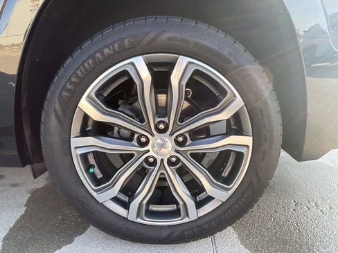 Used 2018 GMC Terrain Denali w/ Advanced Safety Package AWD/4WD image 33
