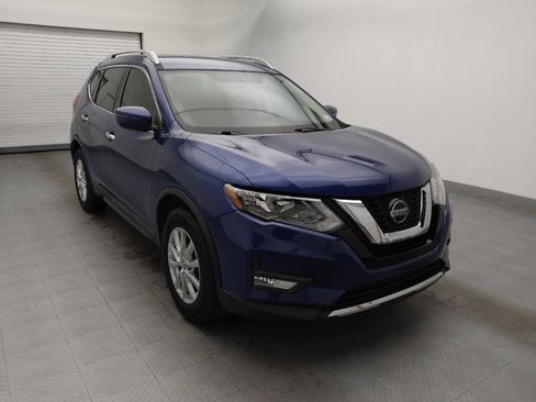 Used 2018 Nissan Rogue SV image 13