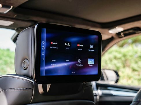Used 2025 Cadillac Escalade V AWD/4WD image 75