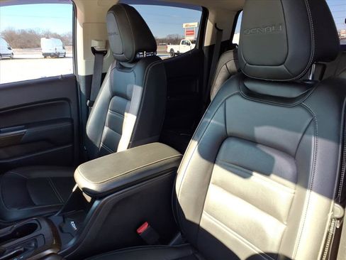 Used 2020 GMC Canyon Denali image 14