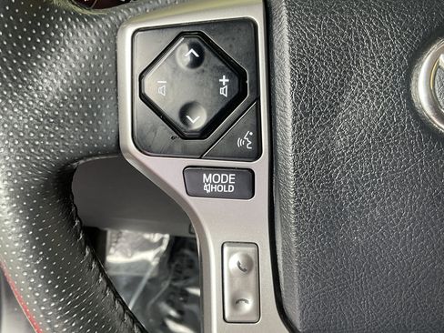 Used 2022 Toyota 4Runner TRD Sport image 30