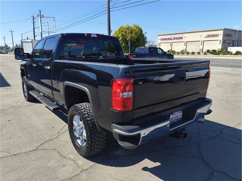 Used 2016 GMC Sierra 2500 SLT w/ Duramax Plus Package image 15
