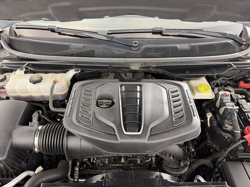 Used 2023 Jeep Grand Wagoneer L Series II image 12