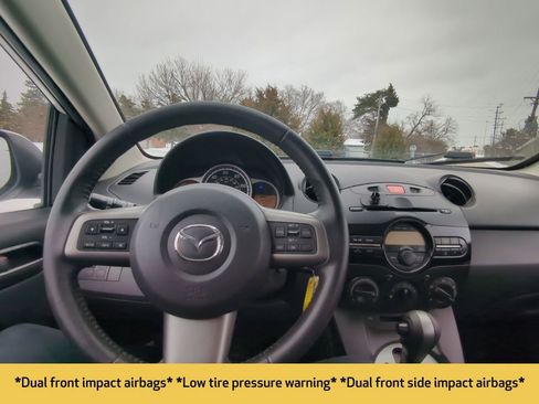 Used 2013 MAZDA MAZDA2 Touring image 15