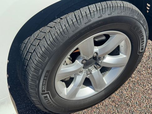 Used 2017 Lexus GX 460 image 48