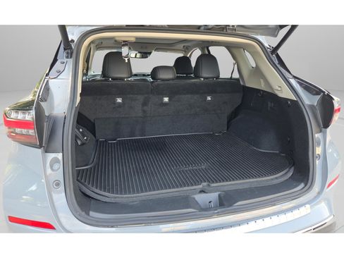 Certified 2023 Nissan Murano Platinum w/ Cargo Package FWD image 15