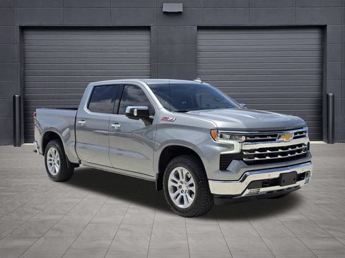 Used 2026 Chevrolet Silverado 1500 LTZ AWD/4WD image 3