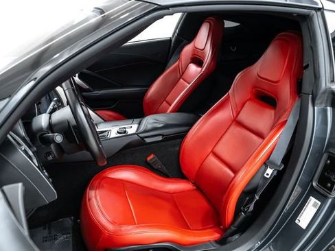 Used 2014 Chevrolet Corvette Stingray Coupe image 17