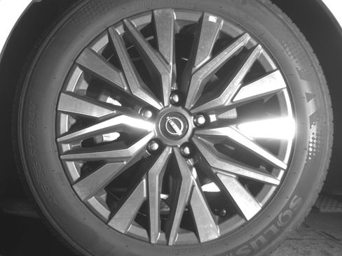 Used 2025 Nissan Altima 2.5 SV FWD image 12