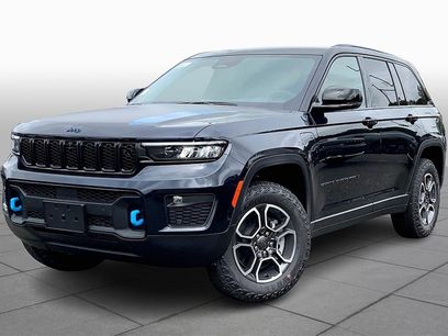 New 2023 Jeep Grand Cherokee Trailhawk w/ Advanced Protech Group II