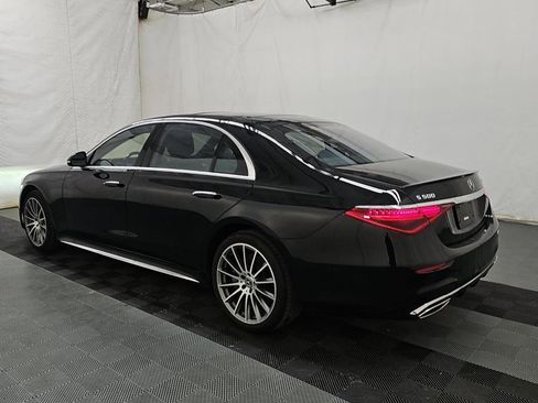 Used 2022 Mercedes-Benz S 500 4MATIC w/ AMG Line Package image 6