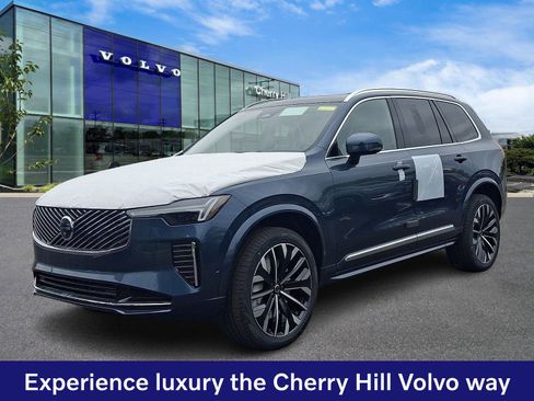 New 2026 Volvo XC90 B5 Plus w/ Protection Package Premier AWD/4WD image 3