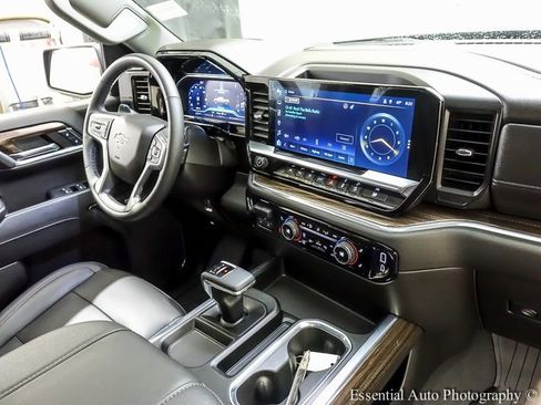 Used 2024 Chevrolet Silverado 1500 RST w/ Convenience Package II image 26