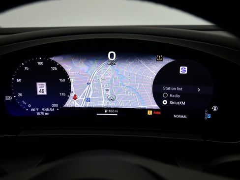 Certified 2025 Porsche Macan 4S Electric AWD/4WD image 30