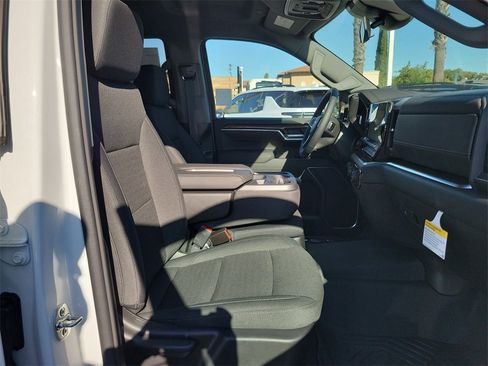 New 2026 Chevrolet Silverado 1500 LT image 18