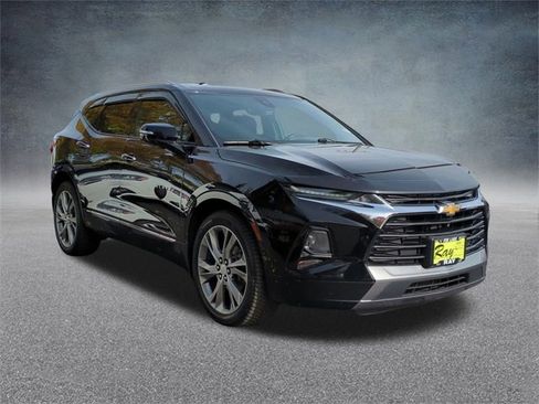Certified 2020 Chevrolet Blazer Premier w/ Driver Confidence II Package image 3