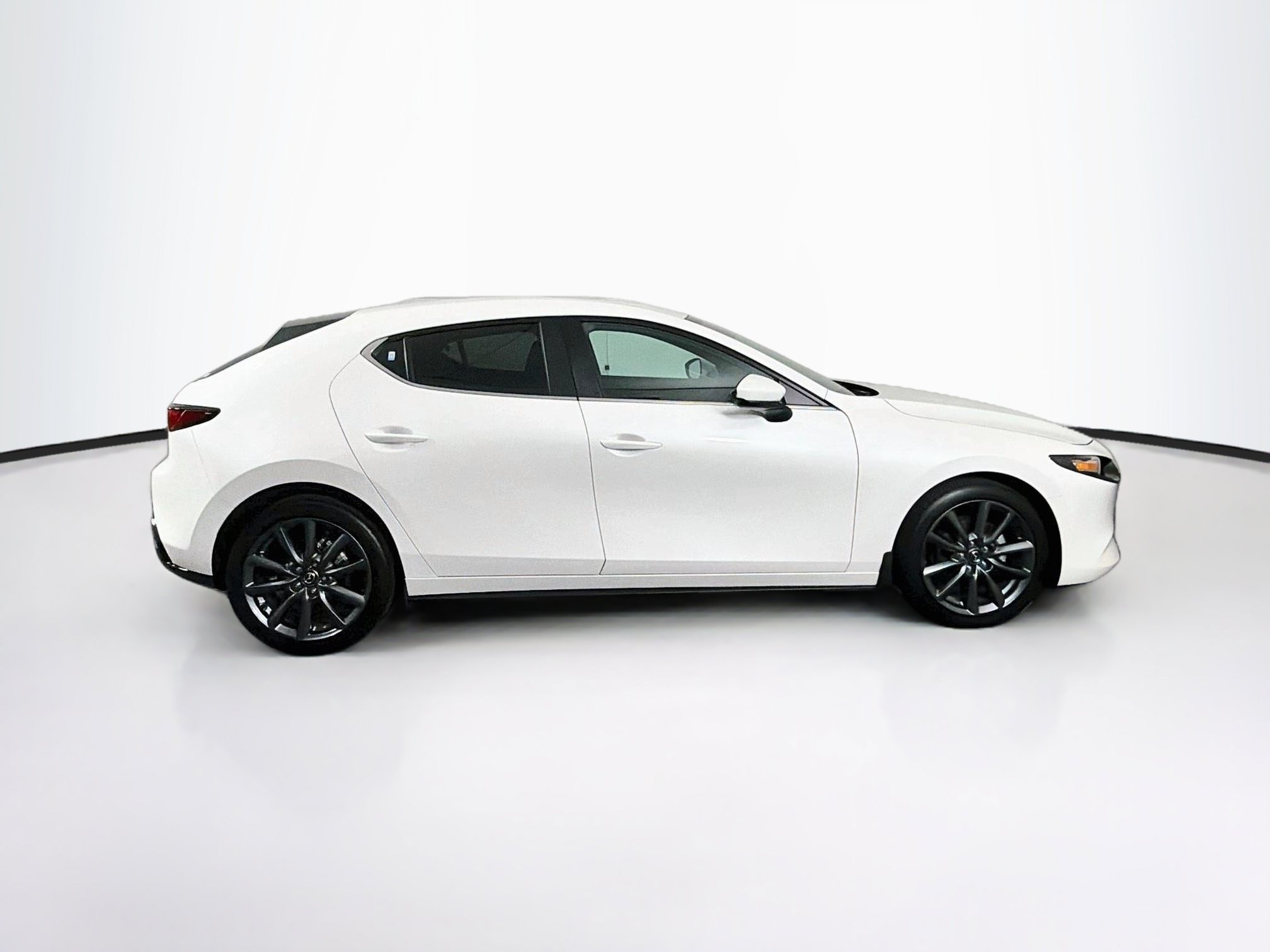 Used 2024 MAZDA MAZDA3 s FWD image 10