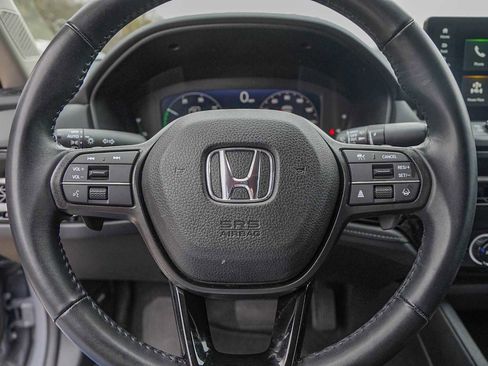 Used 2023 Honda Accord EX-L image 12
