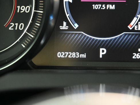 Used 2019 Jaguar F-TYPE R AWD/4WD image 28