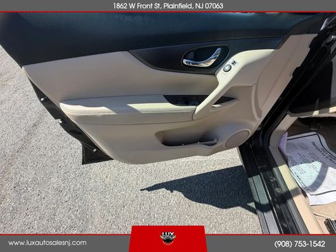 Used 2014 Nissan Rogue S AWD/4WD image 13