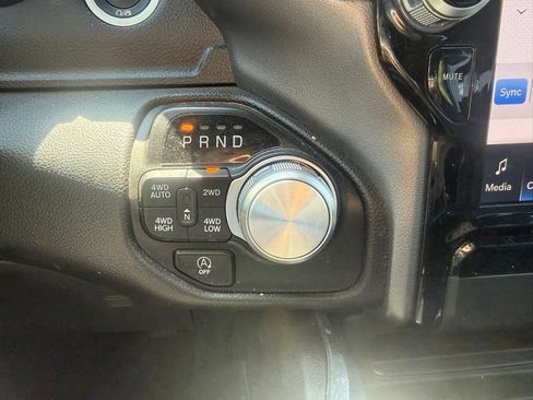 Used 2023 RAM 1500 Laramie AWD/4WD image 26