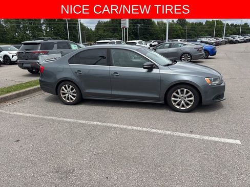 Used 2014 Volkswagen Jetta SE FWD image 3