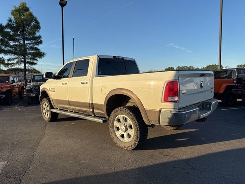 Used 2018 RAM 2500 Laramie w/ Cold Weather Group image 6