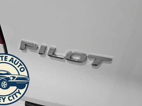 Used 2022 Honda Pilot EX-L image 32