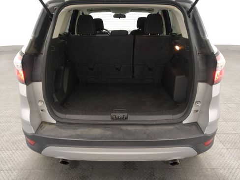 Used 2018 Ford Escape SE image 29