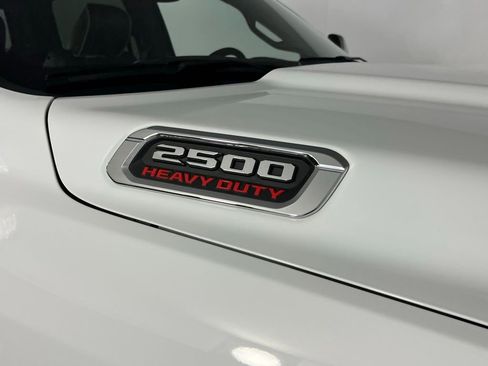 Used 2025 RAM 2500 Laramie image 32