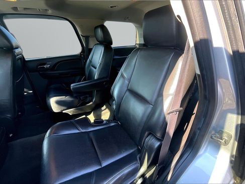 Used 2014 Chevrolet Tahoe LTZ AWD/4WD image 18