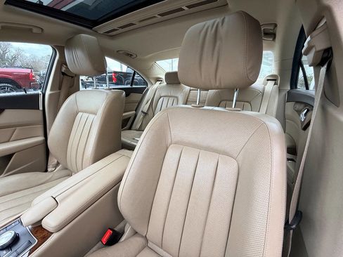 Used 2014 Mercedes-Benz CLS 550 4MATIC image 23