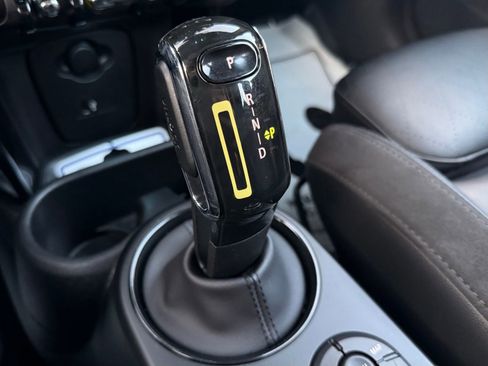 Used 2023 MINI Cooper SE image 24