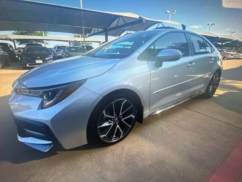 Used 2020 Toyota Corolla SE FWD image 1