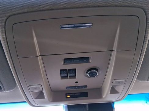 Used 2016 Chevrolet Tahoe LTZ image 25