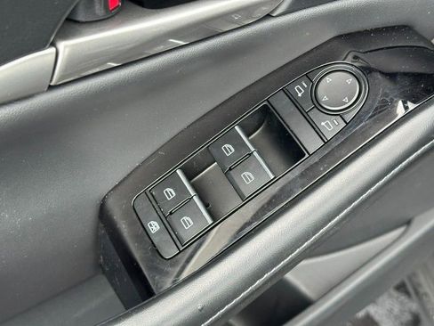 Certified 2025 MAZDA CX-30 AWD 2.5 S w/ Select Sport Pkg image 19