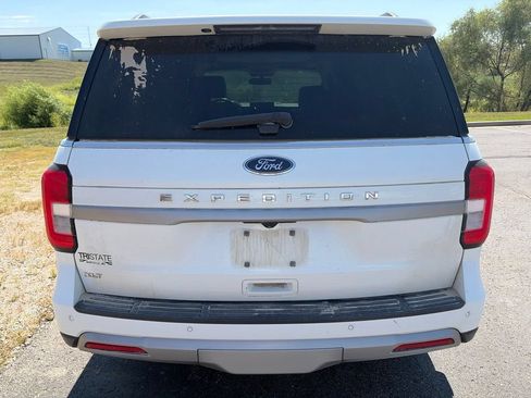 Used 2023 Ford Expedition XLT AWD/4WD image 4