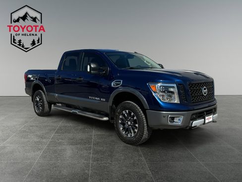 Used 2017 Nissan Titan PRO-4X w/ Pro-4x Convenience Package AWD/4WD image 7