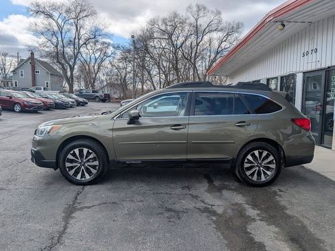 Used 2015 Subaru Outback 2.5i Limited image 4