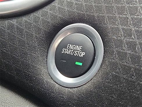 Used 2025 Chevrolet Malibu LT image 23