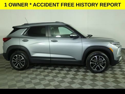 Certified 2024 Chevrolet TrailBlazer LT w/ Driver Confidence Package AWD/4WD image 2