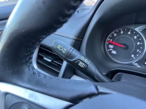 Used 2021 GMC Terrain SLE w/ Driver Convenience Package FWD image 24