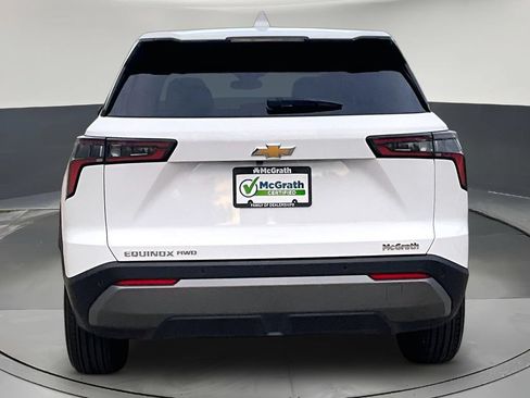 Used 2025 Chevrolet Equinox LT AWD/4WD image 7