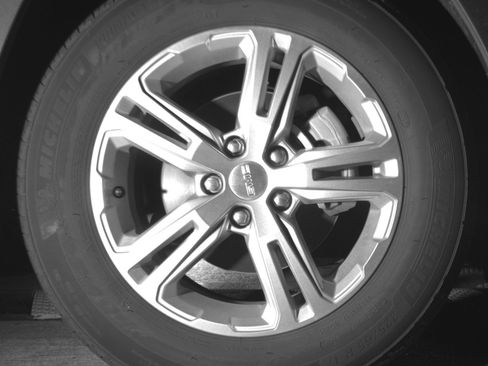 Used 2024 GMC Terrain SLE image 18